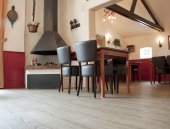 Inrichting eetcafe Windstreken in Elst met Floortile